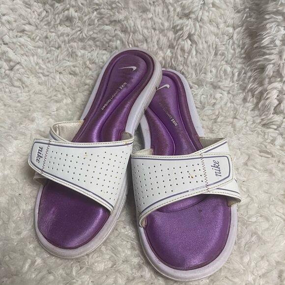 Nike Comfort Footbed Slides Sandals Flip Flops Women  white & Purple SZ11 - Picture 5 of 11